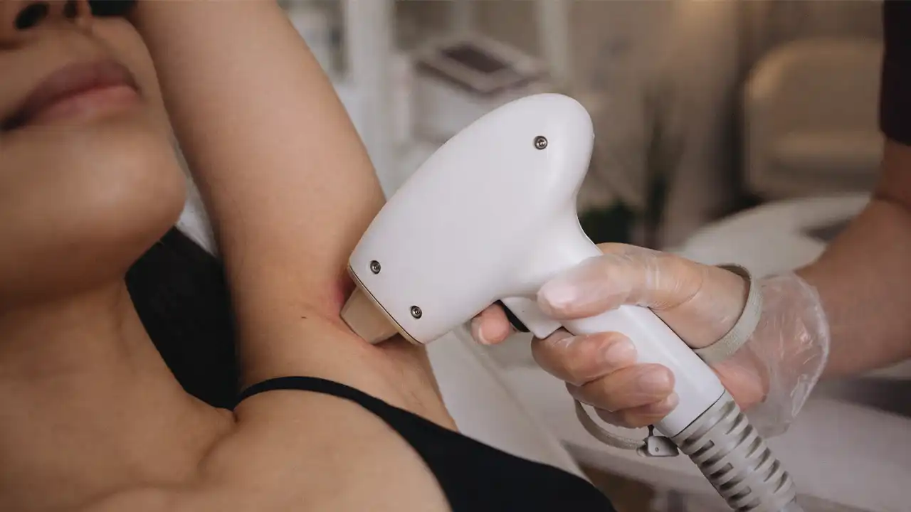 Laser Hair Removal in Noida Glo Glamm Dr Sonali